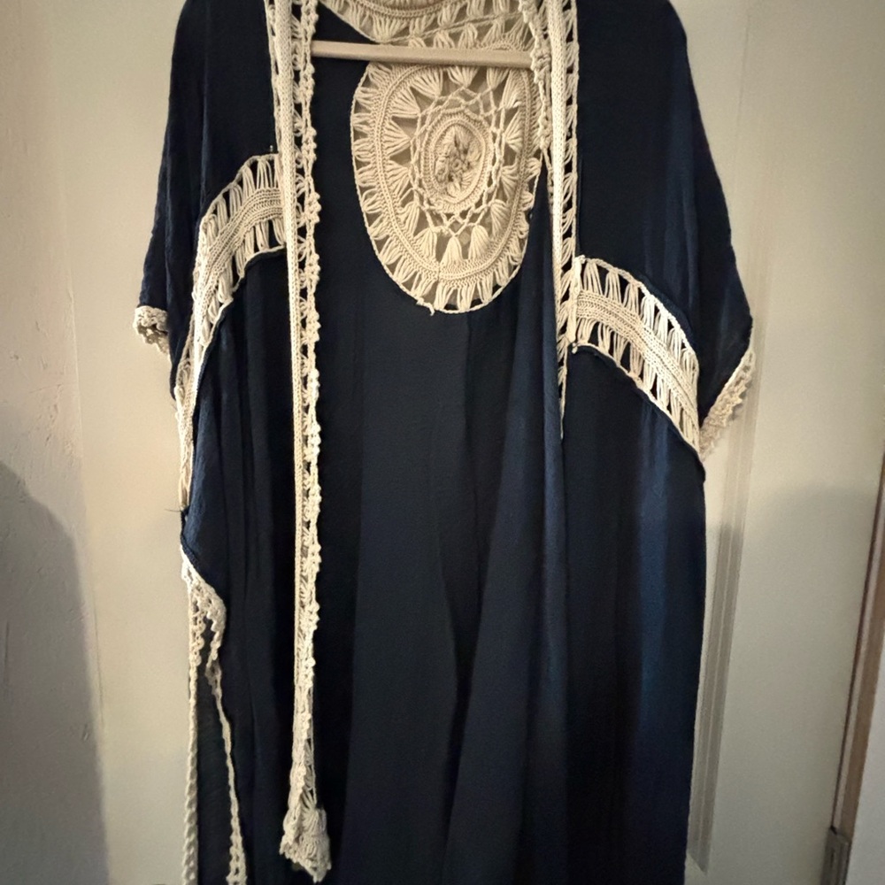 Elegant Navy and Cream Women's Top